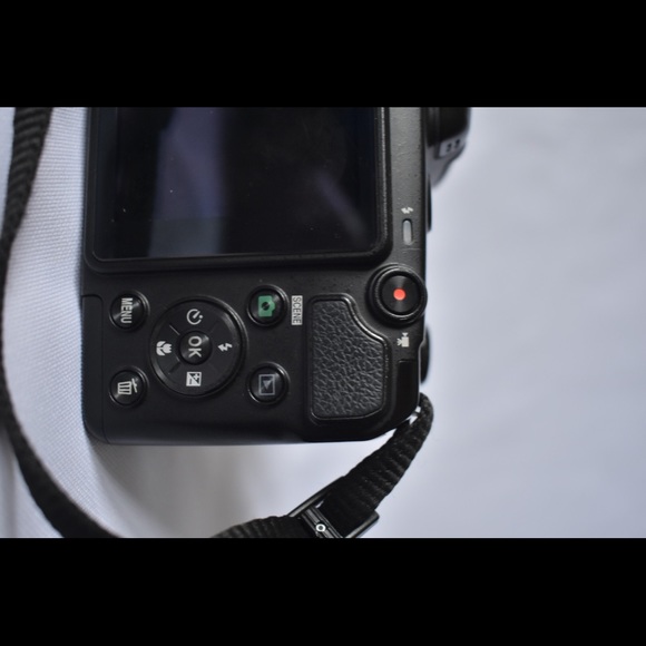 Nikon L320 coolpix camera - Picture 4 of 16